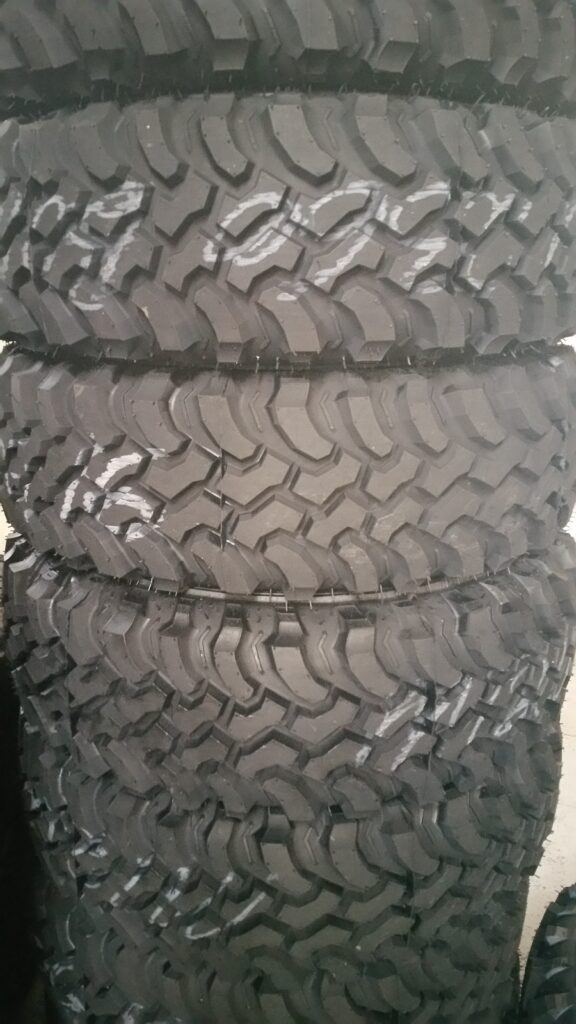 2457016 245 75 16 bulldog mt